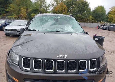 2018 Jeep Compass Sport z USA, uszkodzony, nr VIN 3C4NJCAB1JT123198